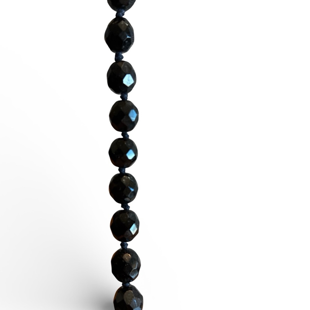 Vintage Black Multifaceted Beaded Necklace - Picture 2 of 3